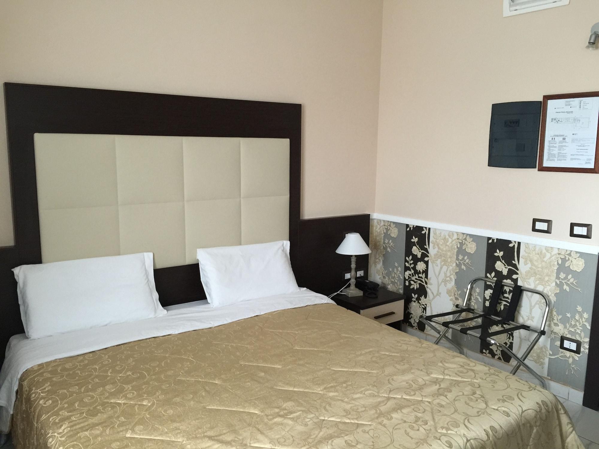 Hotel De La Ville Relais Fiumicino Extérieur photo