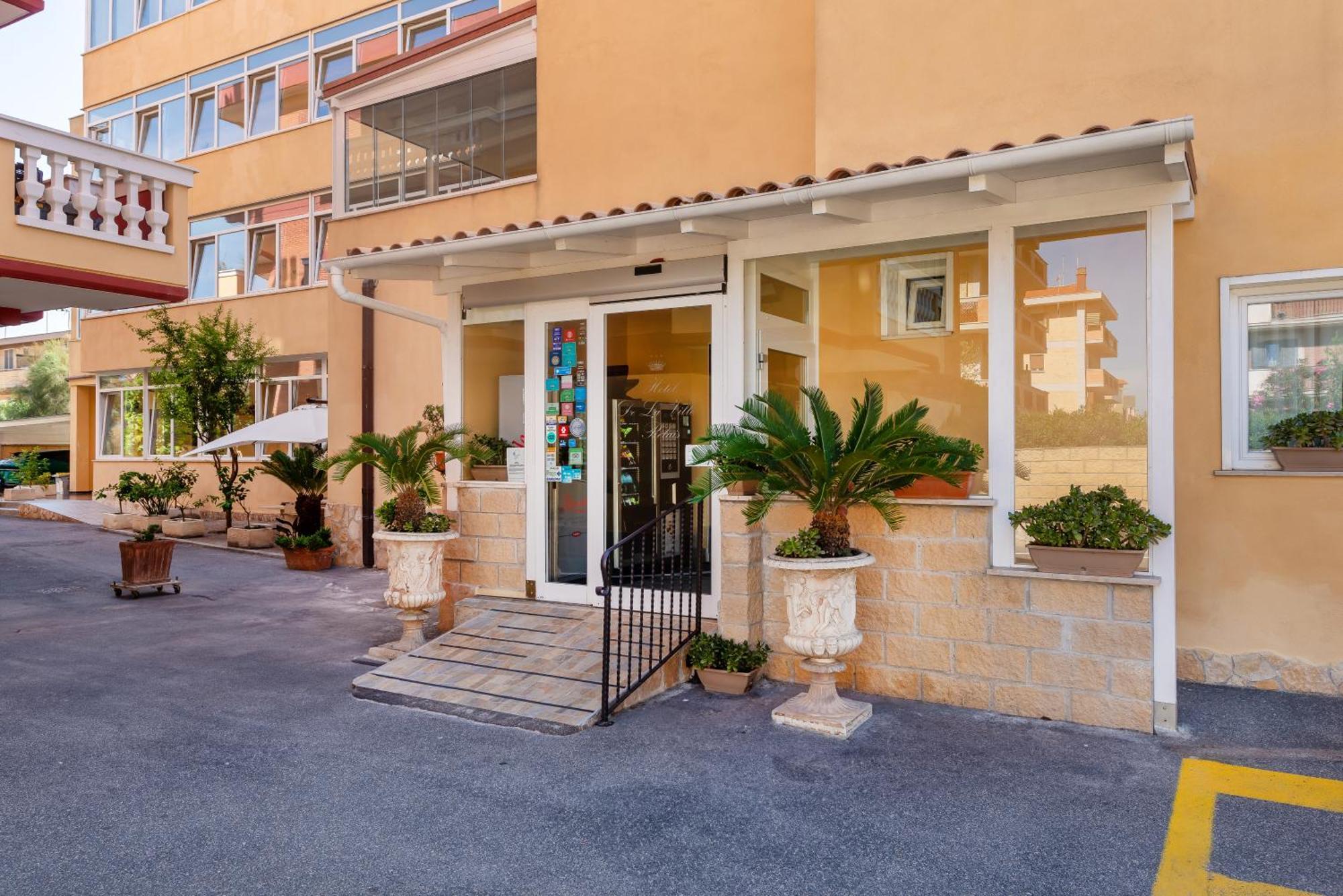 Hotel De La Ville Relais Fiumicino Extérieur photo
