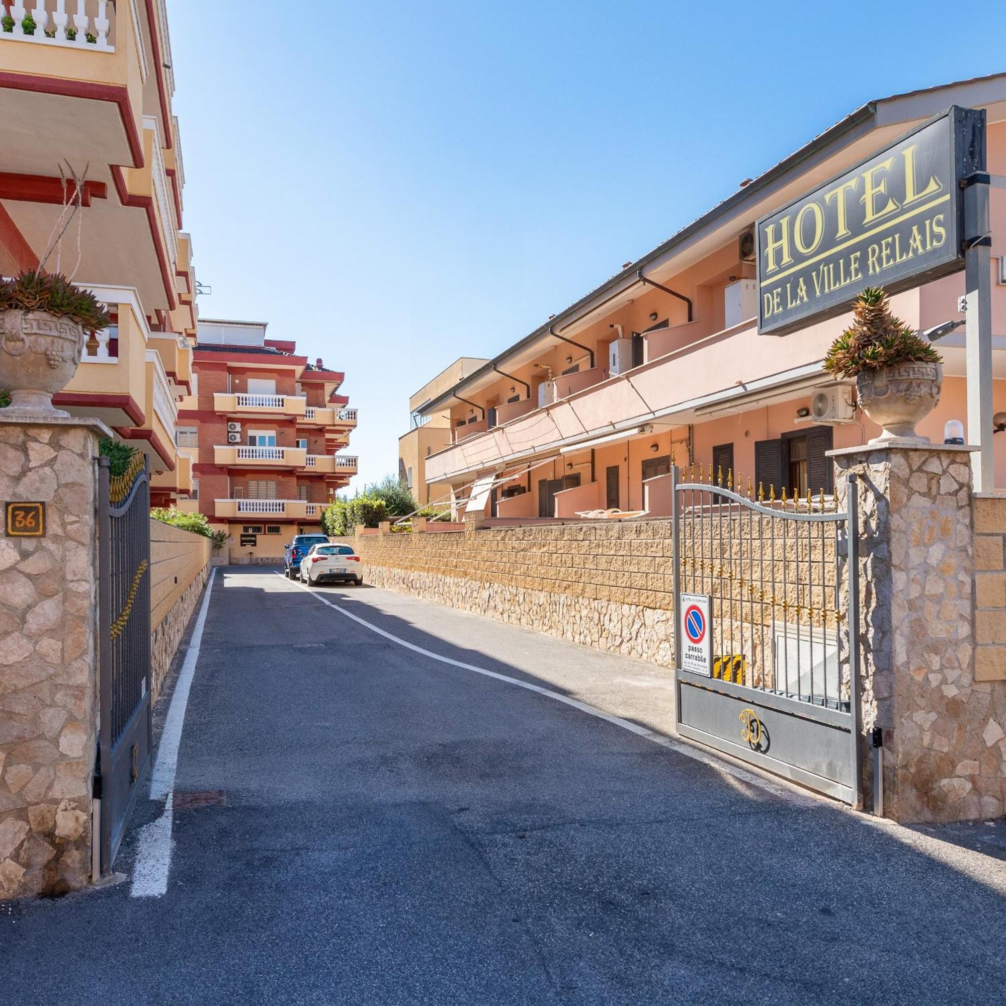 Hotel De La Ville Relais Fiumicino Extérieur photo